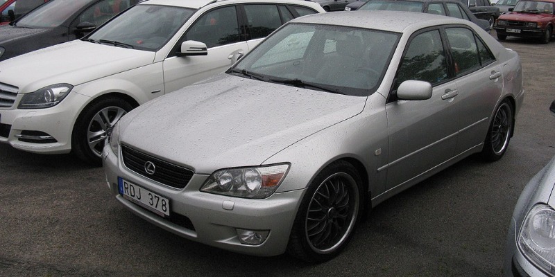 lexus is 200
