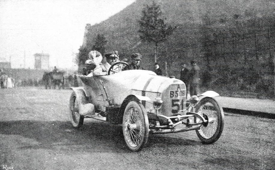 ferdinand porsche pierwszy samoch&oacute;d
