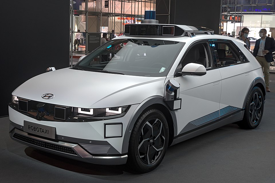 samoch&oacute;d autonomiczny hyundai ioniq 5