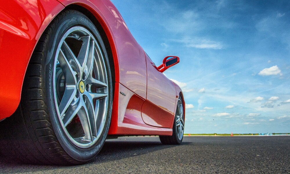 opona w ferrari f430