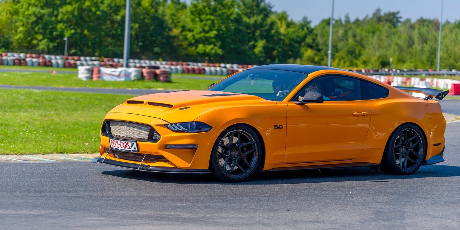 ford mustang gt4-pack